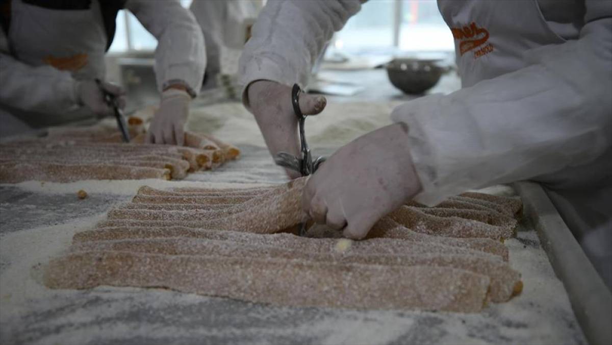 Safranbolu lokumu &uuml;reticileri bayram mesaisinde