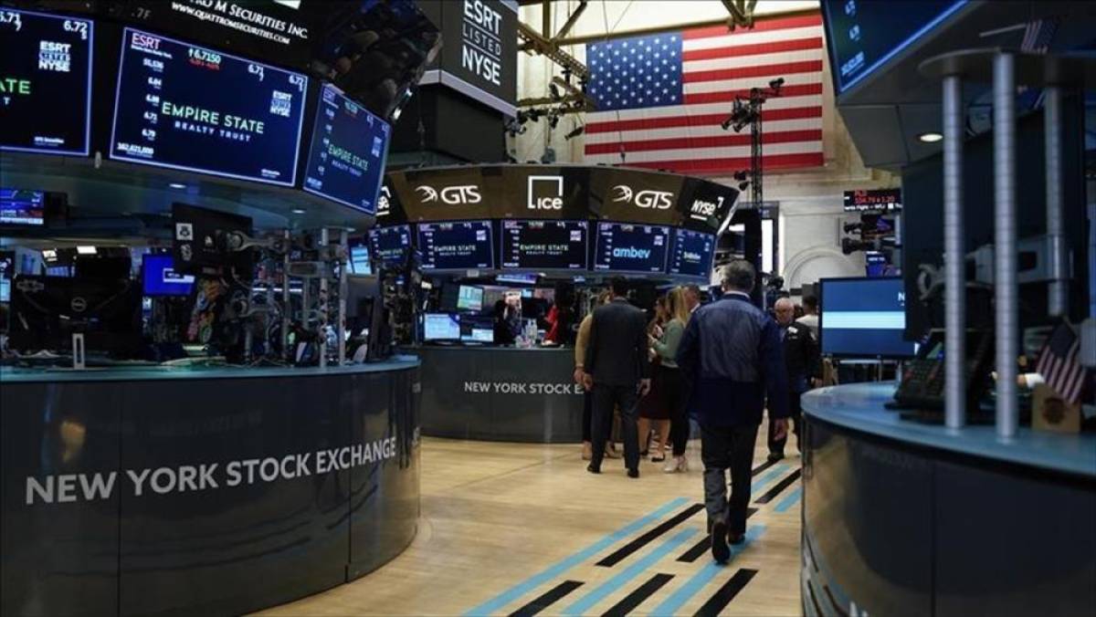 K&uuml;resel piyasalar y&ouml;n arayışında