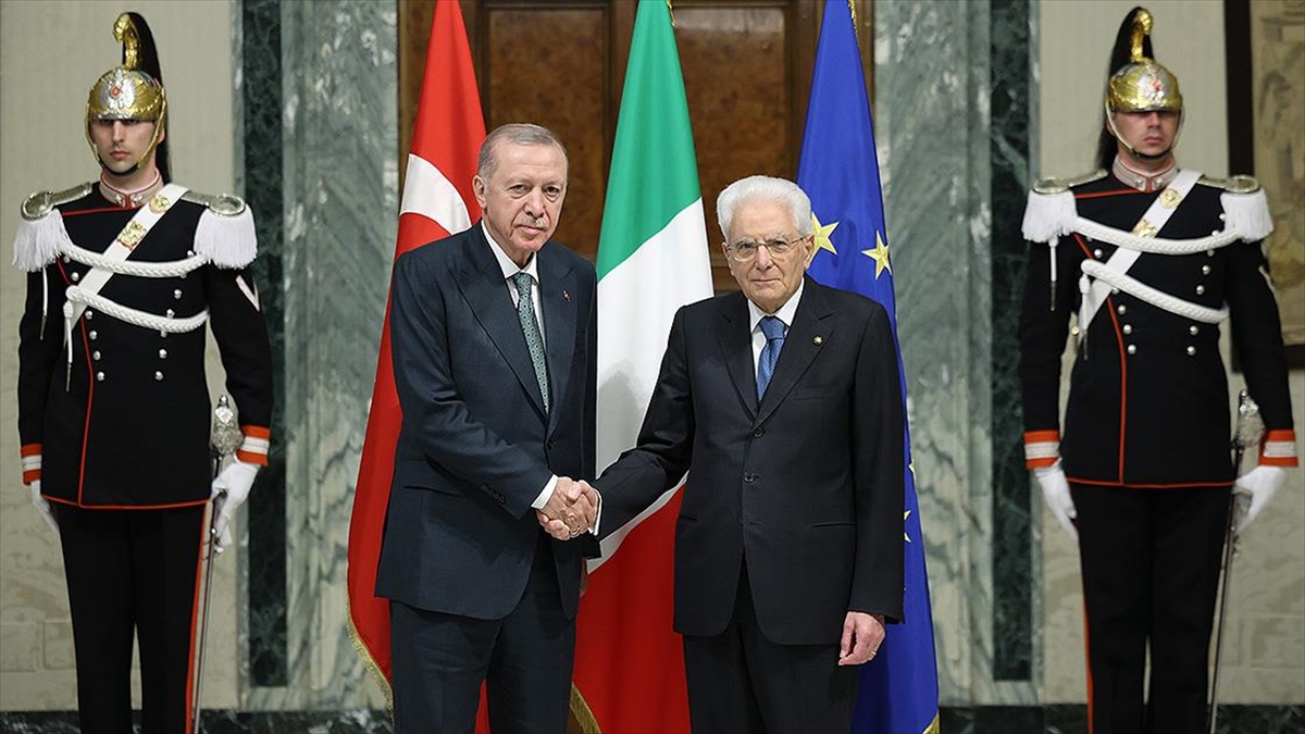 Cumhurbaşkanı Erdoğan, İtalya Cumhurbaşkanı Sergio Mattarella ile görüştü.