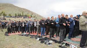 Dede mevkisinde şükür ve yağmur duası yapıldı