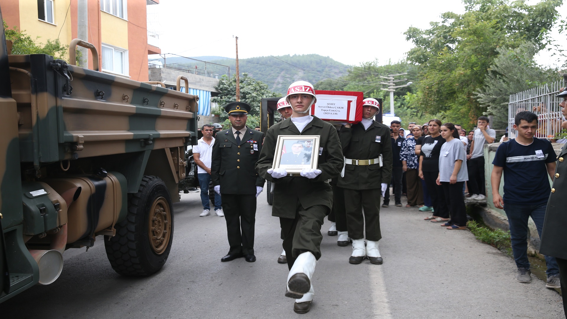 Şehit ateşi Osmaniye'ye düştü: Servet Ökkeş Çakır'a veda