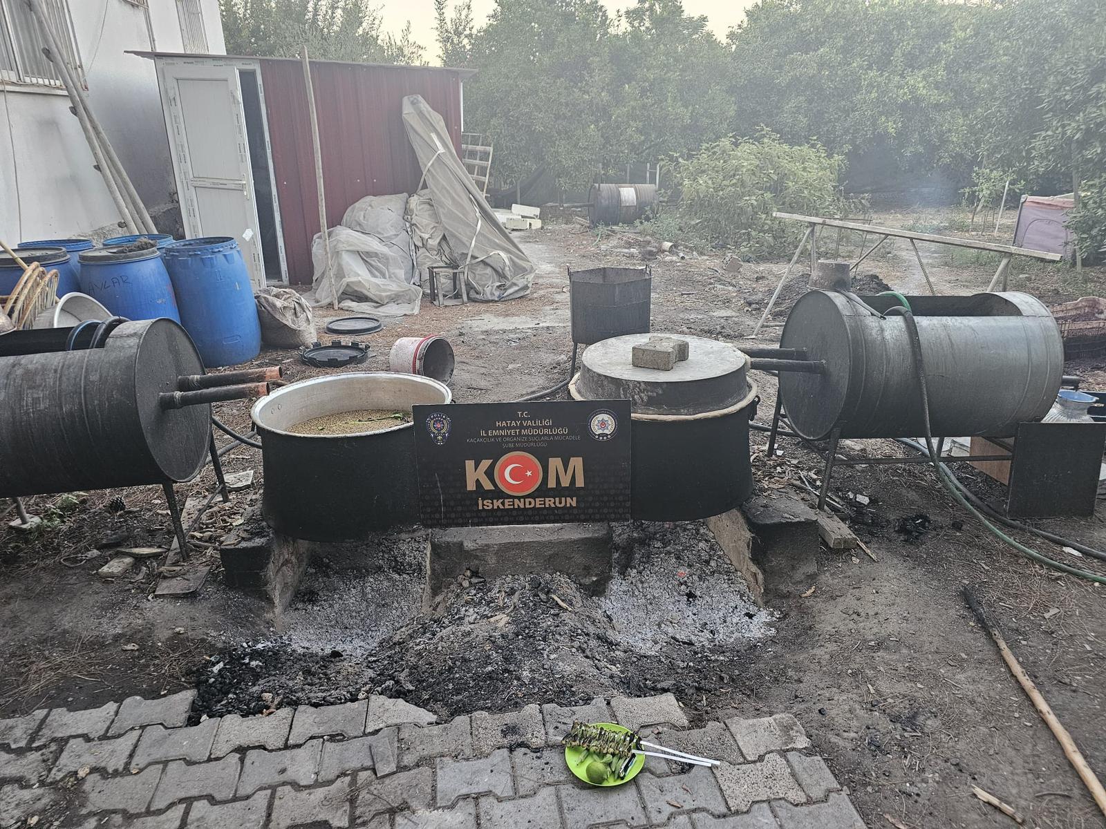 Ölüm saçan şebekeye darbe: Hatay’da sahte içki operasyonu