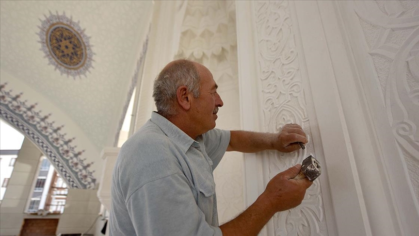 Taş ustası Türkiye'de "yılın ahisi" seçildi
