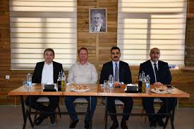 Gülnar ilçesinde protokol üyeleri ve  din görevlileri bir aradalar