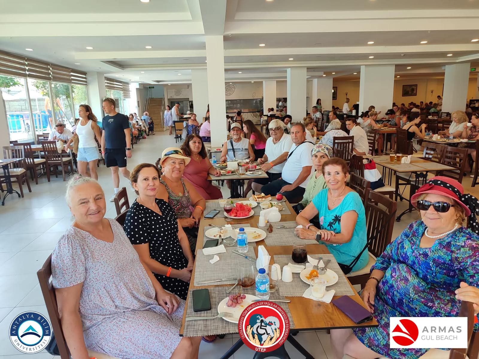 UTEF ve Antalya Bilim Üniversitesi’nden Büyüklerimize Dünya Yaşlılar Günü’nde Unutulmaz Etkinlik