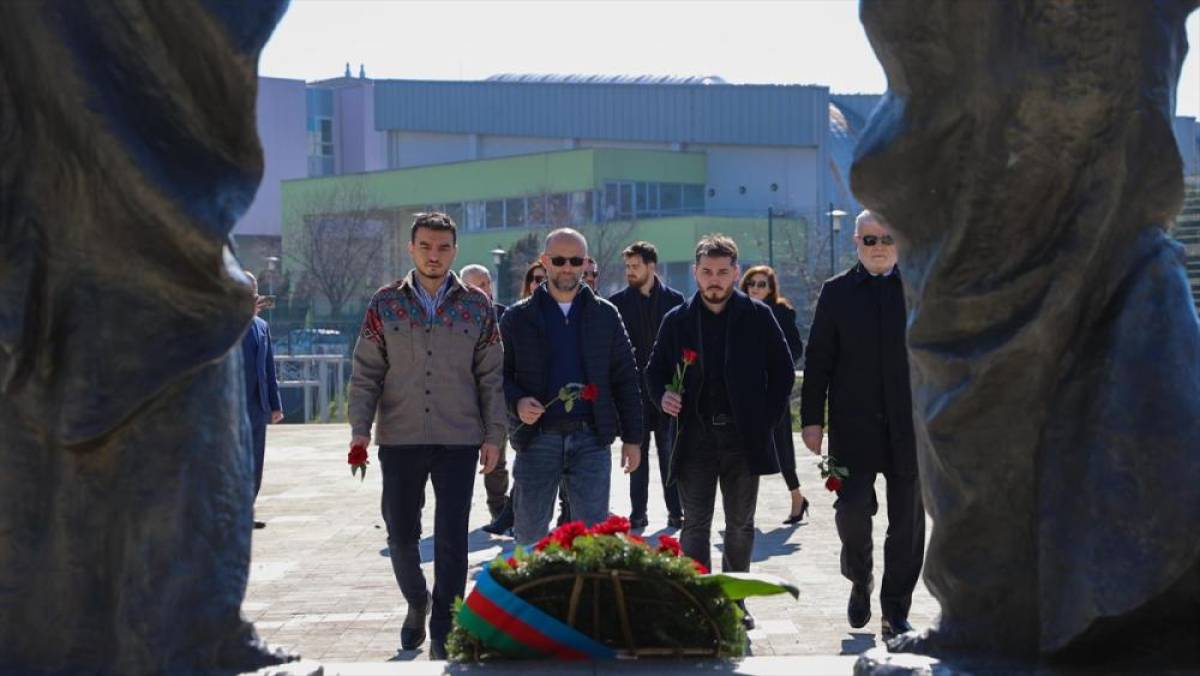 Hocalı Katliamı kurbanları i&ccedil;in Bosna Hersek'te anma t&ouml;reni d&uuml;zenlendi