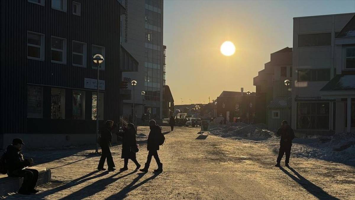 Gr&ouml;nlandlıların ABD&rsquo;ye tepkisi s&uuml;r&uuml;yor