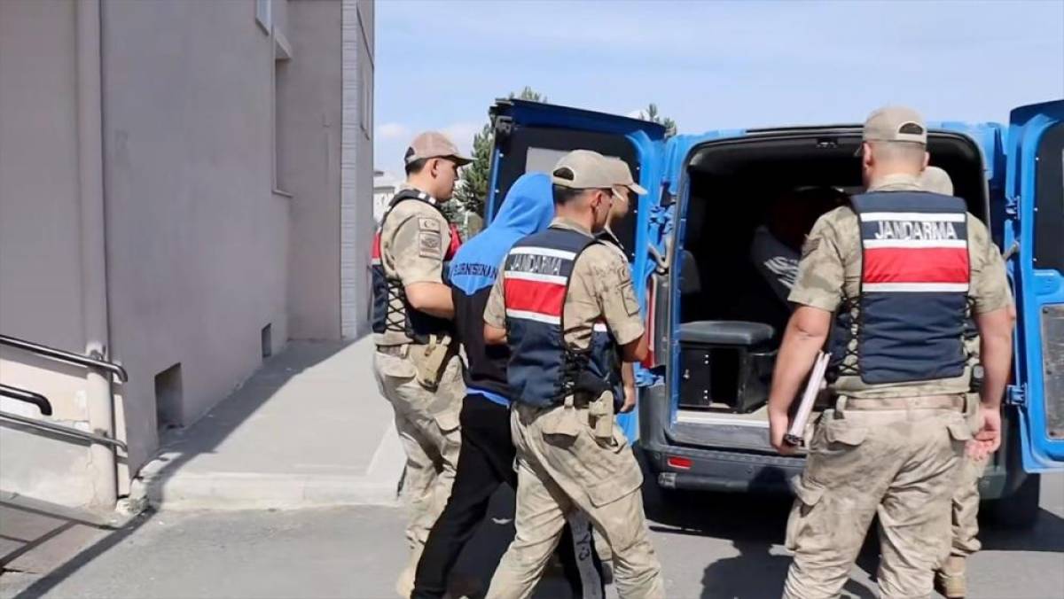 35 ilde d&uuml;zenlenen uyuşturucu operasyonlarında 172 kişi tutuklandı
