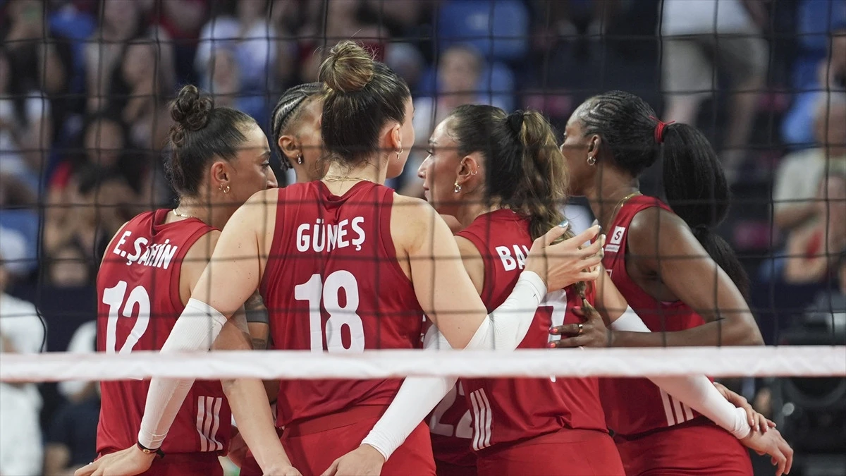 A Milli Kadın Voleybol Takımı, Avrupa Şampiyonası'na muhteşem başladı
