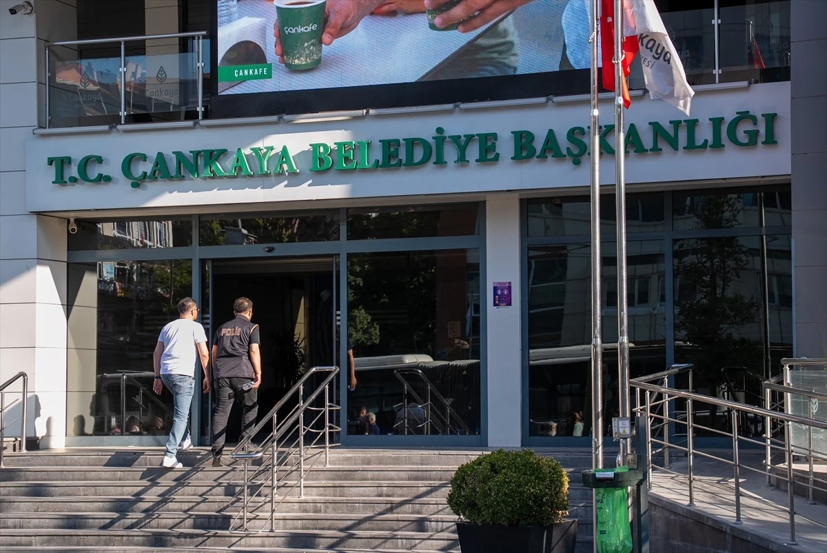Ankara'da kritik operasyon! &Ccedil;ankaya Belediye Başkanı da listede
