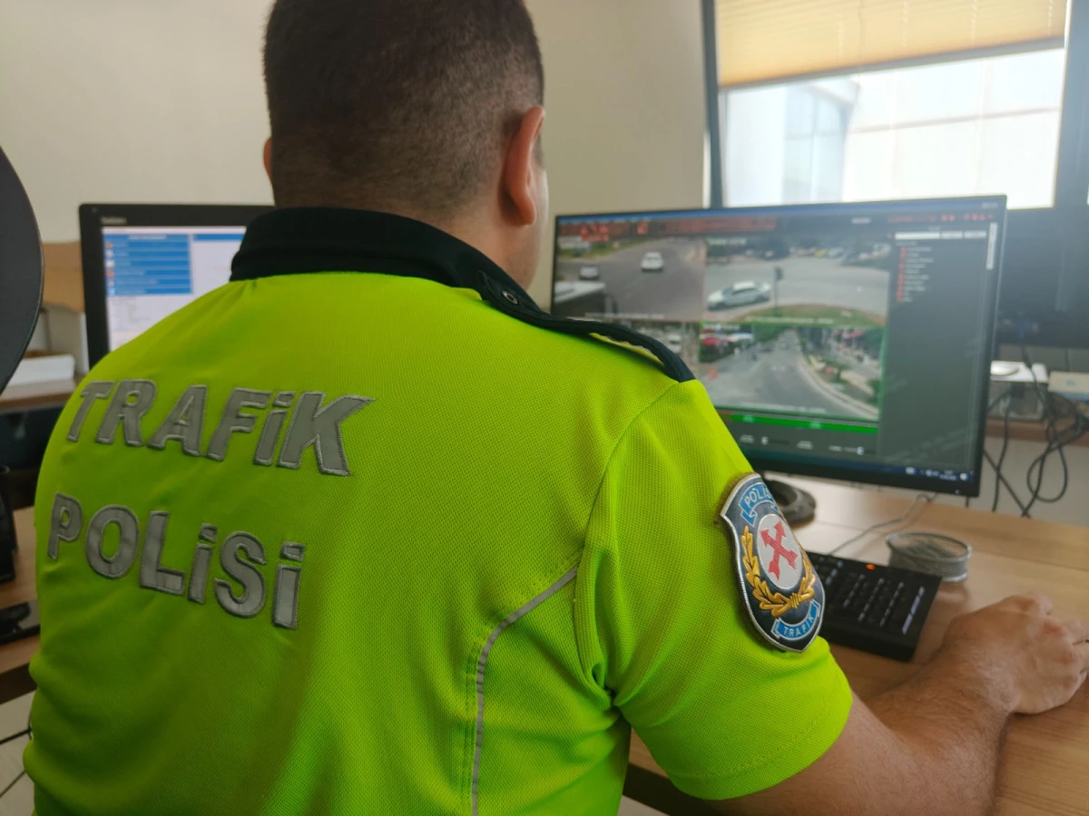 Antalya&rsquo;da Elektronik Denetim Kıskacı: Bir Ayda 3 Bin 830 S&uuml;r&uuml;c&uuml;ye Ceza