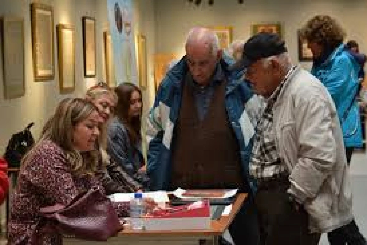 Antalya'da "Her Yaşta Sanat" &Ccedil;alıştayı D&uuml;zenlendi