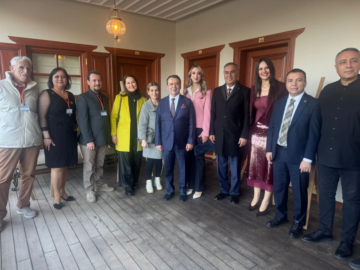 Antalya'da "K&uuml;lt&uuml;r, Sanat ve S&uuml;rd&uuml;r&uuml;lebilirlik" sergisi a&ccedil;ıldı