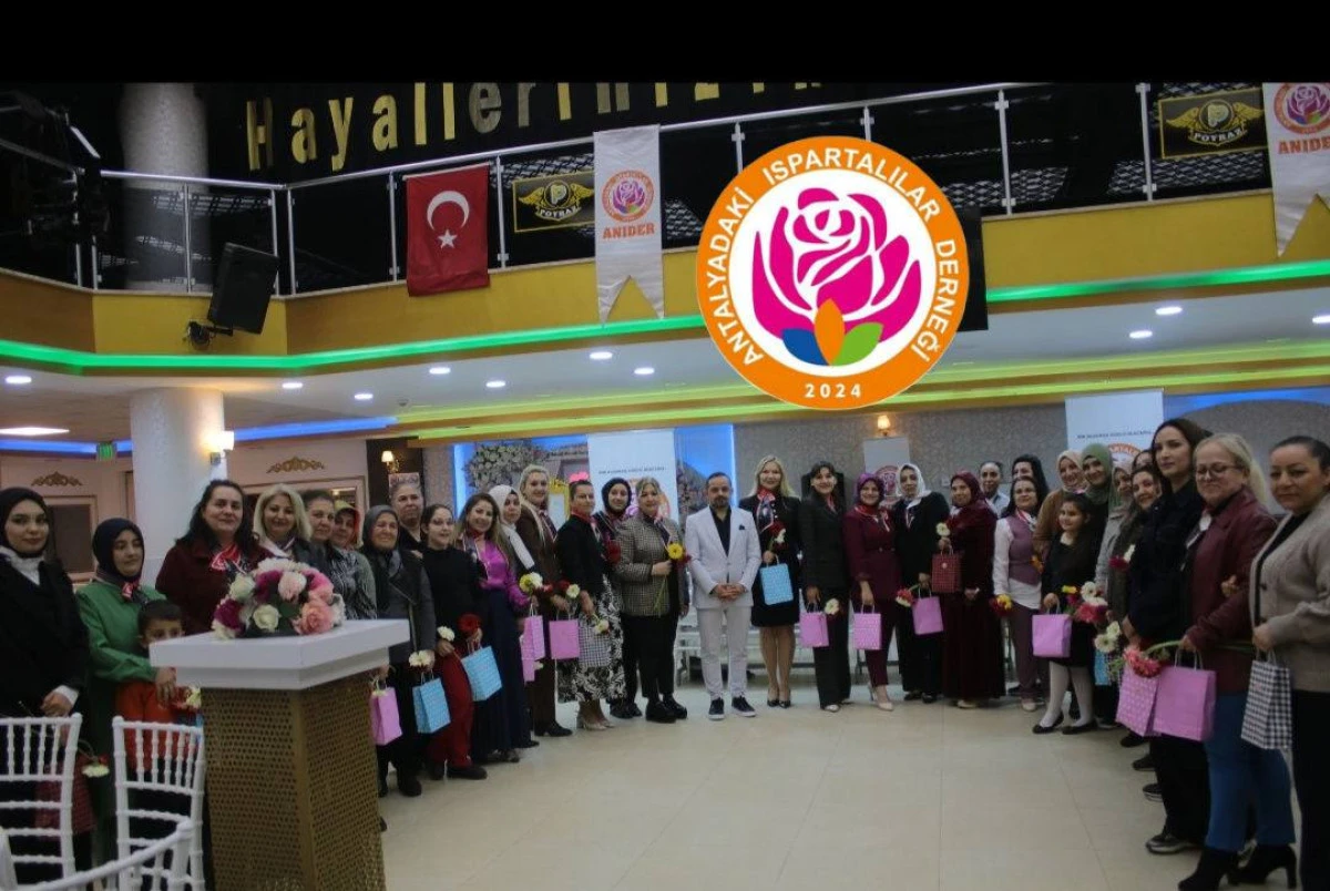 Antalya&rsquo;daki Ispartalılar Derneği (ANİDER) Dikkat &Ccedil;eken Etkinliğe İmza Attı