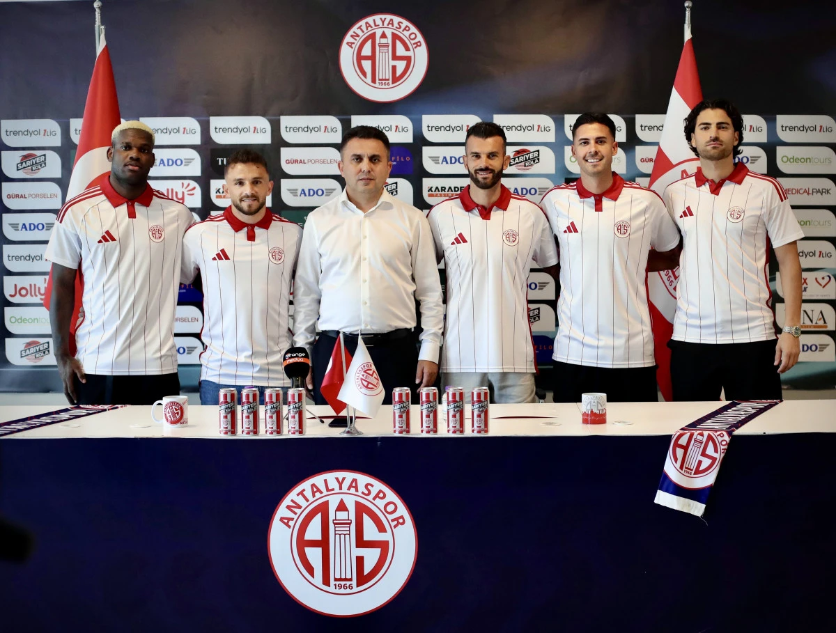 Antalyaspor&rsquo;dan transfer hamlesi: Kadroya 5 yeni isim katıldı