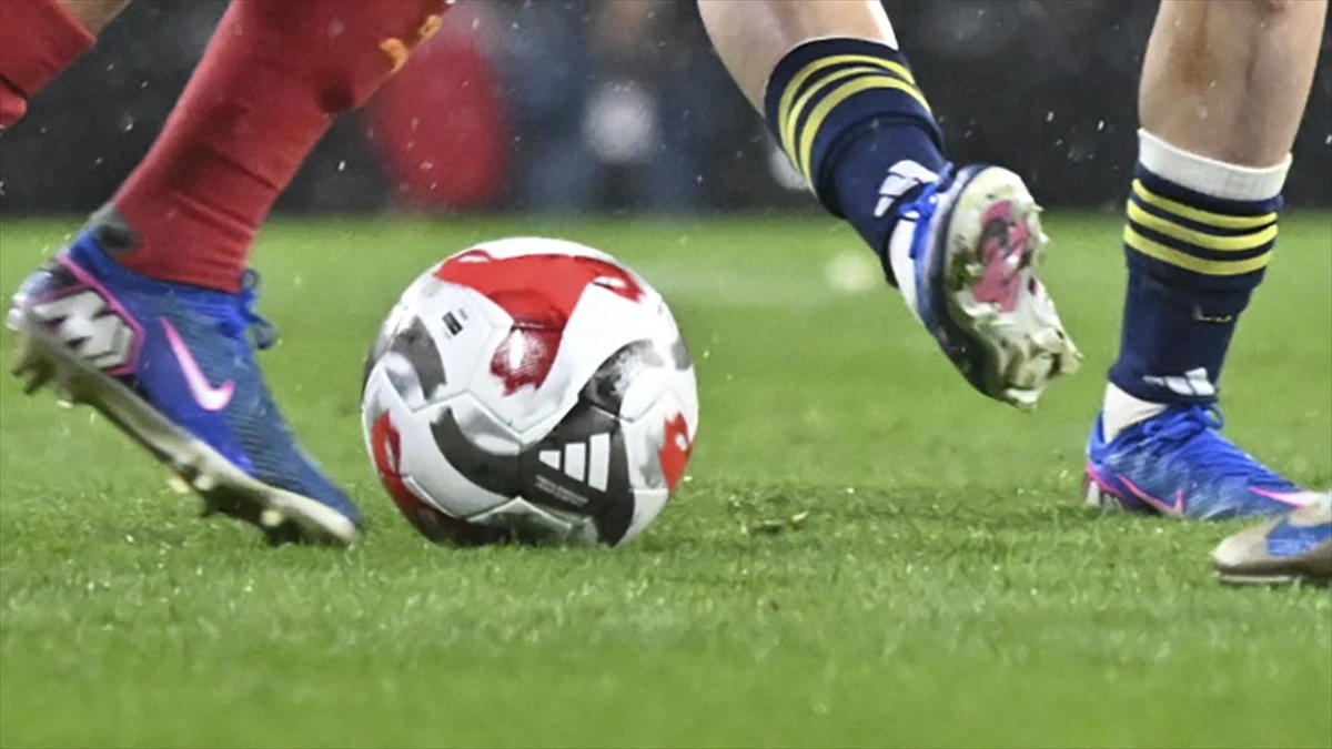 Asırlık Rekabette 406. Randevu: Galatasaray-Fenerbah&ccedil;e Derbisi