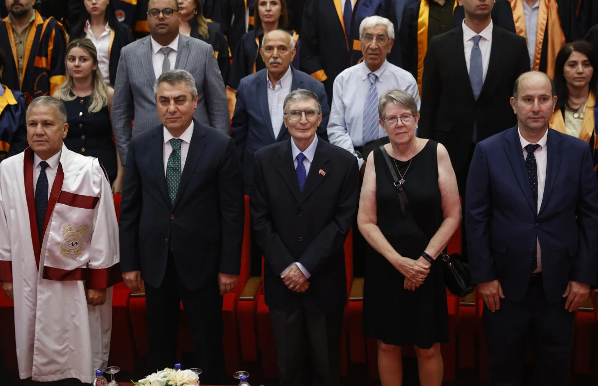 Aziz Sancar&rsquo;dan Mersin&rsquo;de bilim d&uuml;nyasına mesaj: İşte yeni araştırması