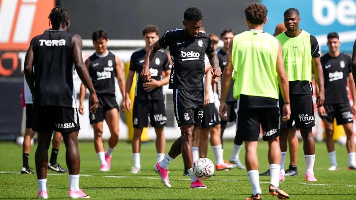 Beşiktaş, &Ccedil;orum FK karşısında 3 puan ve derbi morali arıyor