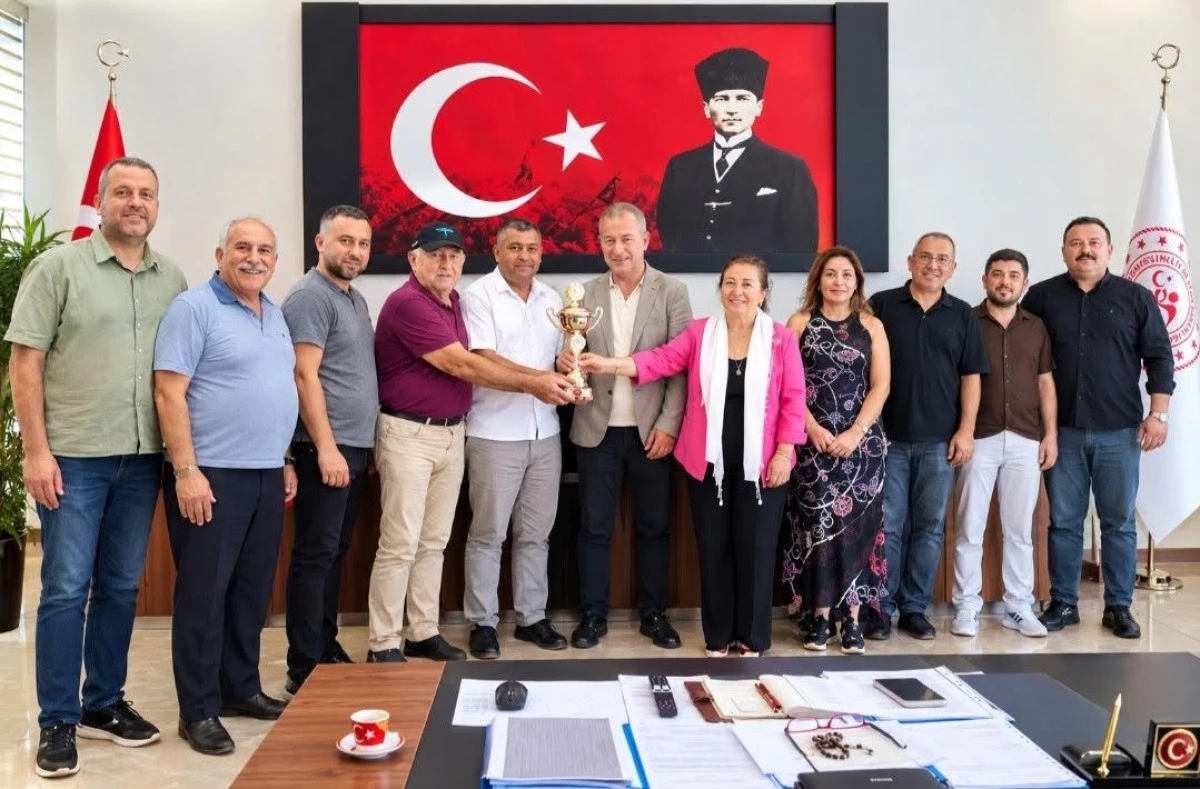 BİR KUPA, BİR MAHALLE VE GELECEĞE ATILAN B&Uuml;Y&Uuml;K BİR ADIM