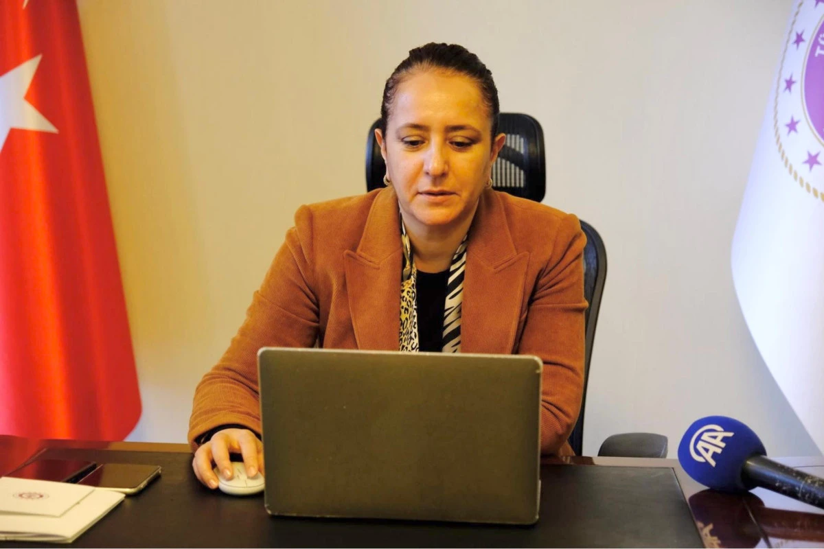 Burdur Valisi Bilgihan, AA'nın "Yılın Kareleri" oylamasına katıldı