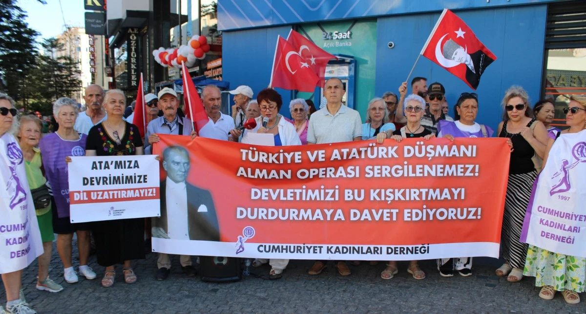 CKD'den Atat&uuml;rk Operasına Tepki: &ldquo;Sahneleme Kabul Edilemez"