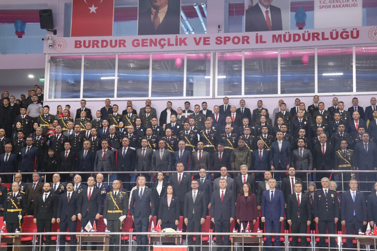 Cumhuriyet'in 103. yılı Antalya ve &ccedil;evre illerde &ccedil;oşkuyla kutlandı
