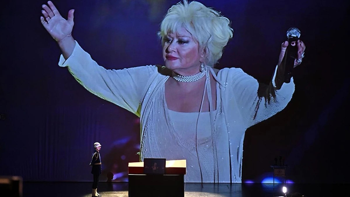 Doğum gününde hayatını kaybeden Muazzez Abacı’ya AKM’de tören