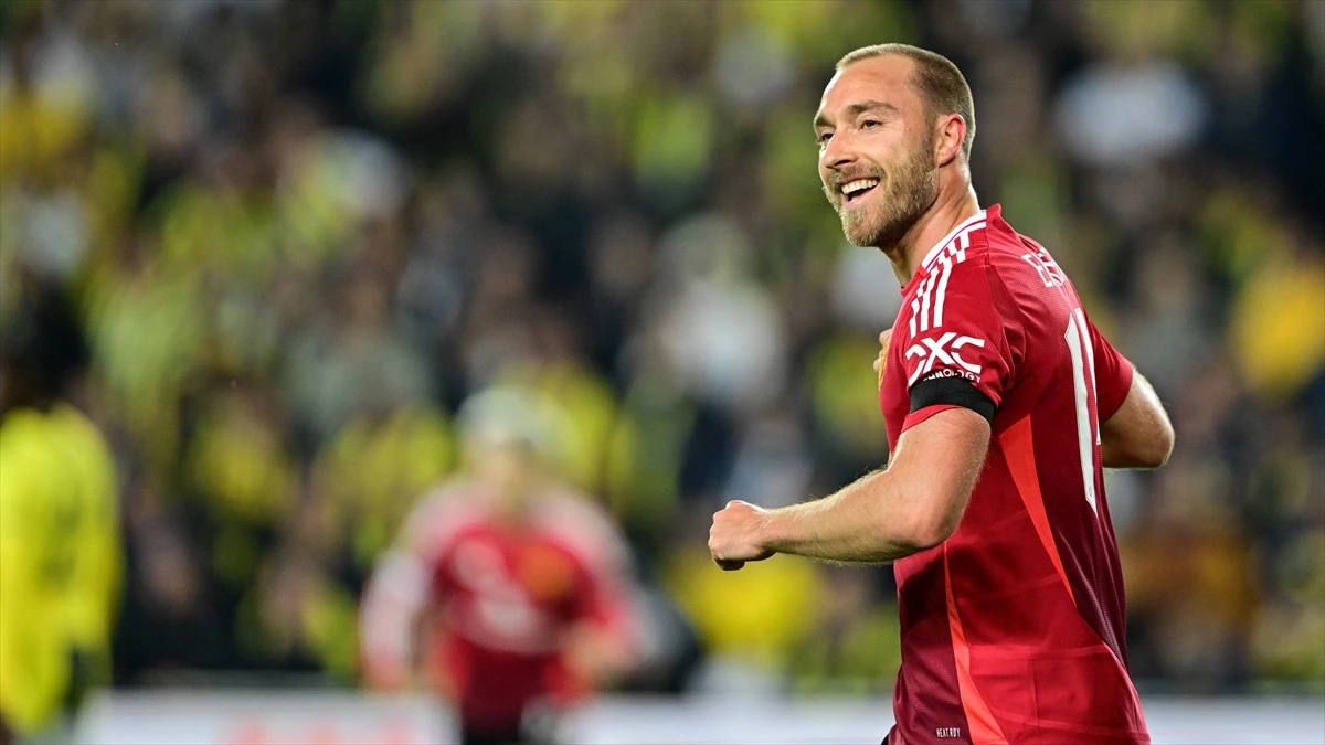 Eriksen sahada y&uuml;rekleri ağza getirdi! Sağlık durumu a&ccedil;ıklandı