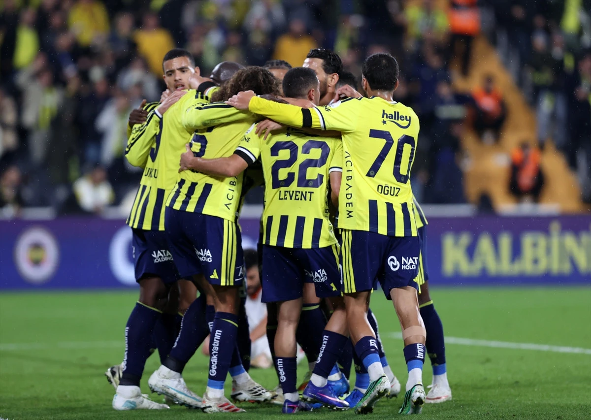 Fenerbah&ccedil;e, Avrupa&rsquo;da 309. sınavına &ccedil;ıkıyor: Rakip Slavia Prag