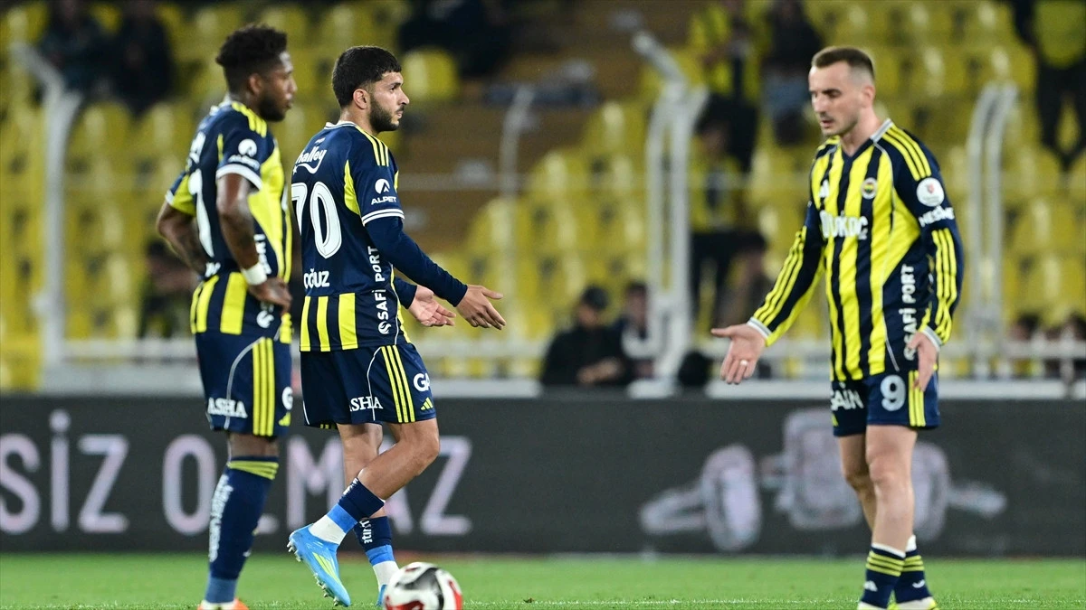 Fenerbah&ccedil;e sezonu Kadık&ouml;y&rsquo;de 6 goll&uuml; beraberlikle kapattı