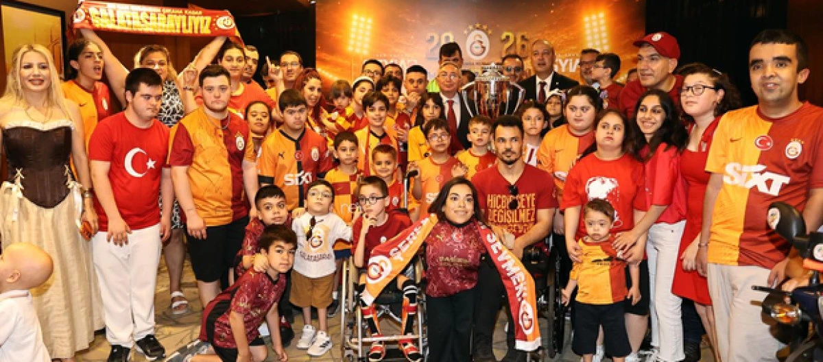 Galatasaray Adana'da &ouml;zel gereksinimli &ccedil;ocuklarla buluşturuldu