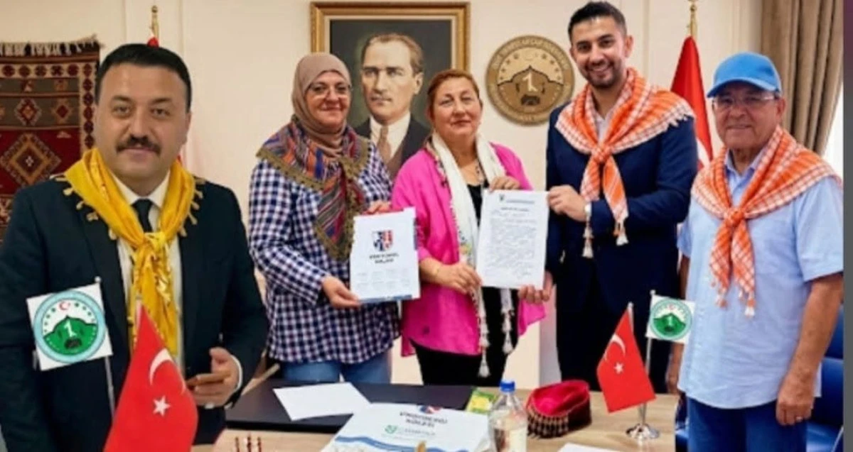 G&Ouml;KKUŞAĞI KOLEJİ İLE AVŞAR Y&Ouml;R&Uuml;KLERİ ARASINDA EĞİTİM İŞ BİRLİĞİ