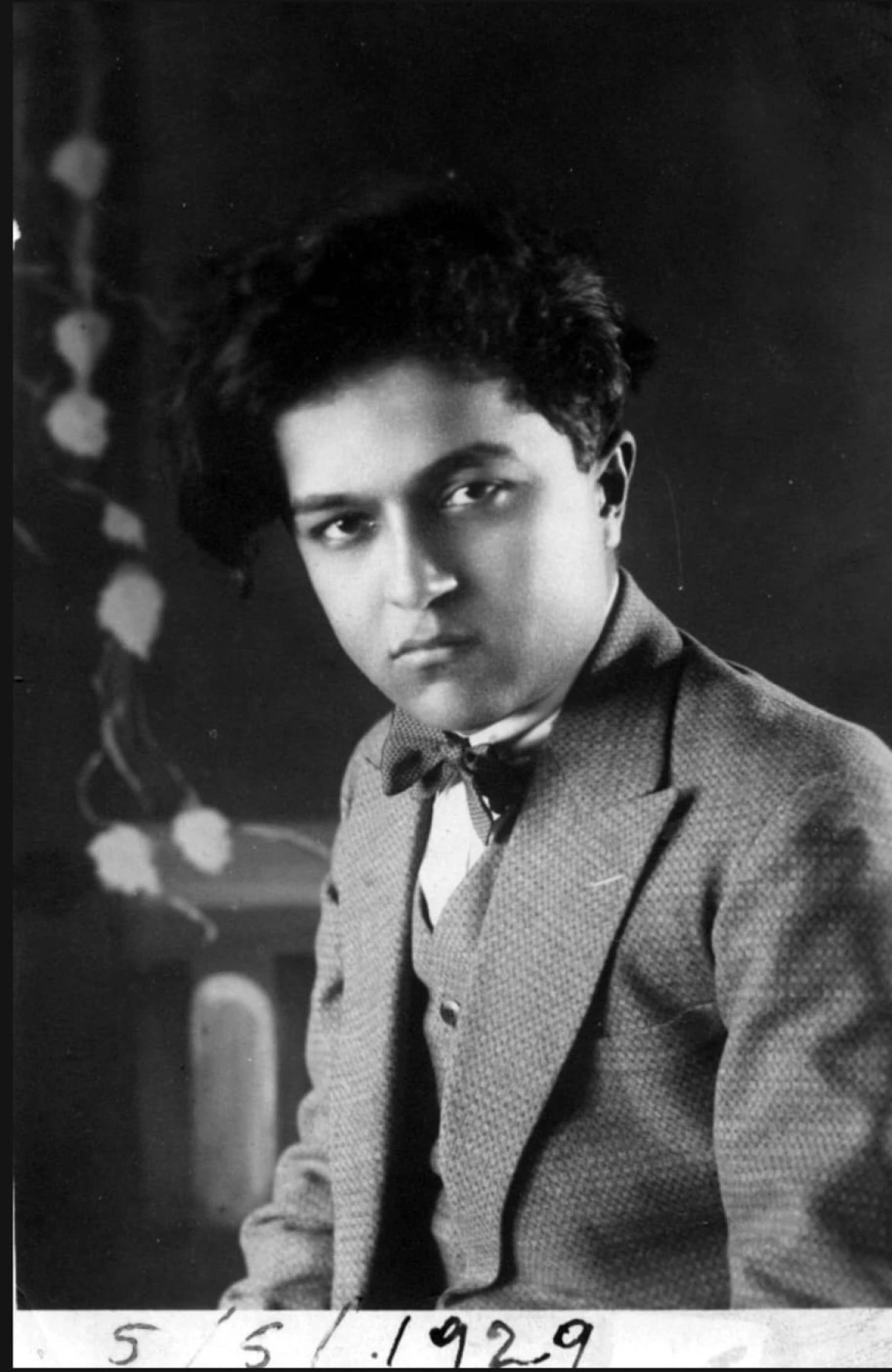 Hamit Macit Selekler’ in şiiri: “O’nun eserine”