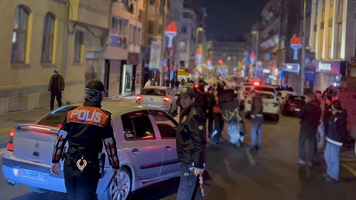 Huzur İstanbul'da yılbaşı bilan&ccedil;osu, 979 kişi yakalandı