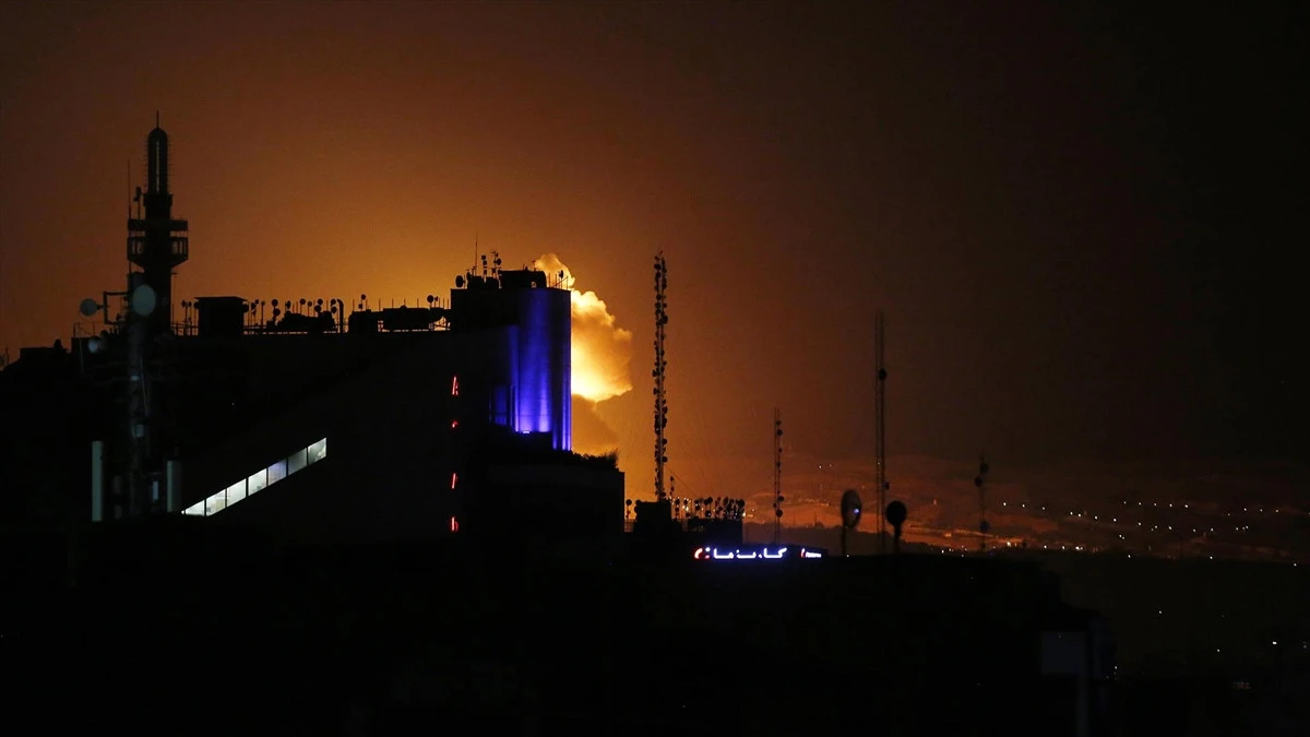 İsrail: İran&rsquo;da 24 saatte 200&rsquo;den fazla hedef vuruldu