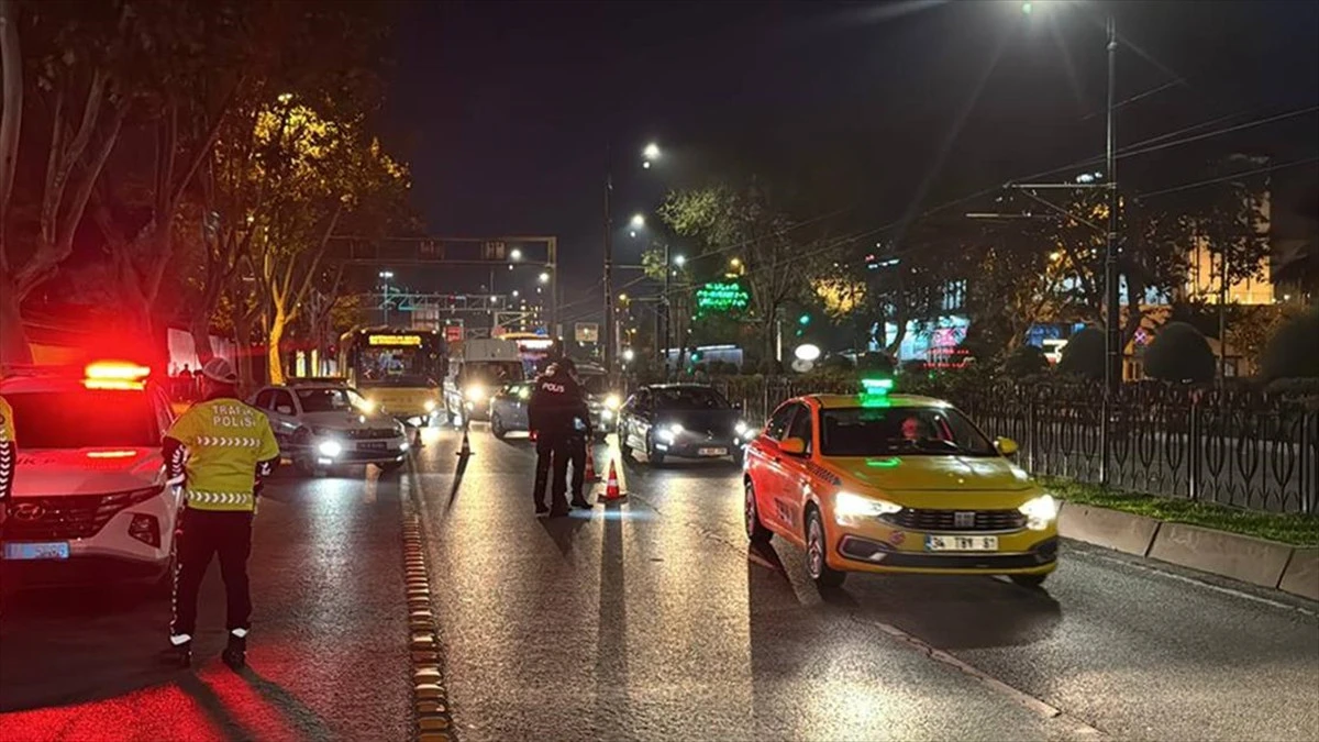 İstanbul&rsquo;da &ldquo;Huzur İstanbul&rdquo; Uygulaması: Binlerce S&uuml;r&uuml;c&uuml;ye İşlem