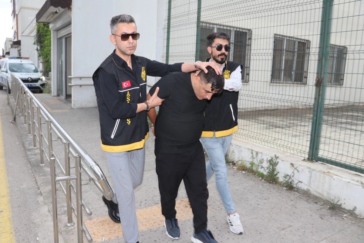 Kuzenini Bı&ccedil;aklayıp Ka&ccedil;tı: Suriye&rsquo;ye Ka&ccedil;arken Yakalandı