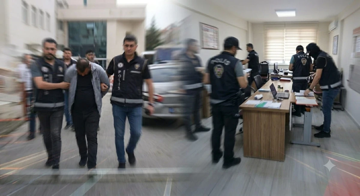 Sahte İkamet &Ccedil;etesine B&uuml;y&uuml;k Darbe! Dev Operasyonda 64 G&ouml;zaltı