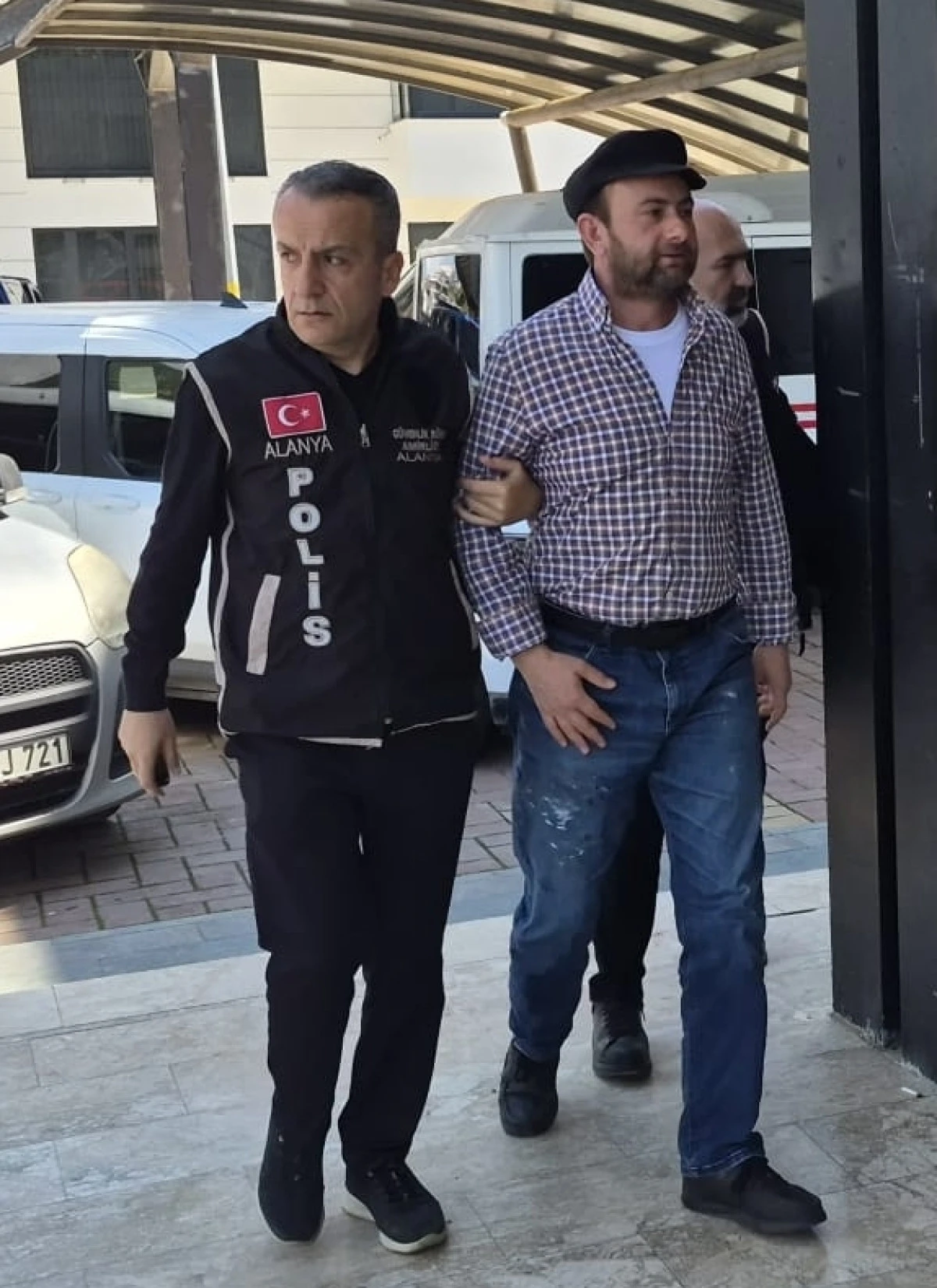 Sosyal Medya'da Cumhurbaşkanına hakaret iddiasına tutuklama