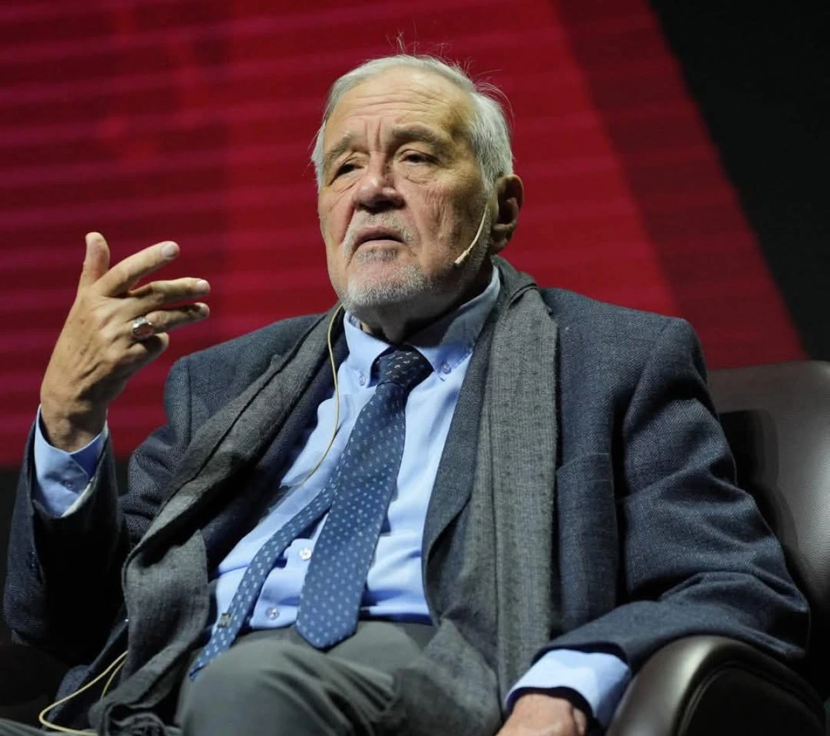 Tarihin Bilge Sesi Sustu: İlber Ortaylı Hayatını Kaybetti