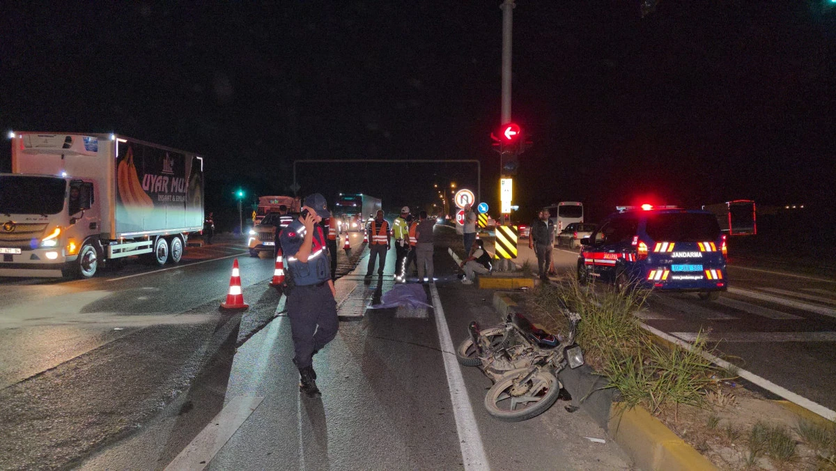 Manavgat&rsquo;ta feci kaza: Motosiklet yolcusu yaşamını yitirdi
