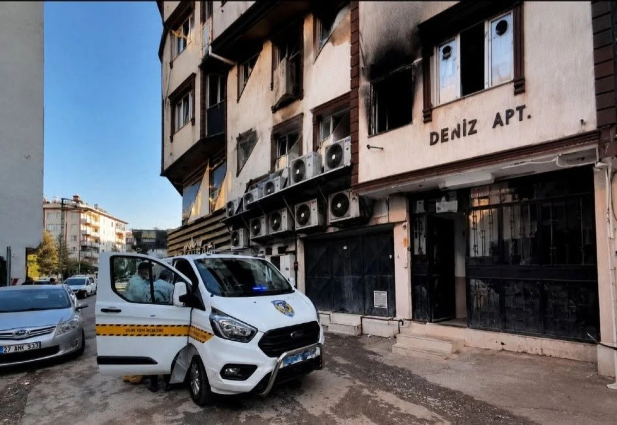 Yangında 4 yaşındaki Yazen El Casim Hayatını Haybetti