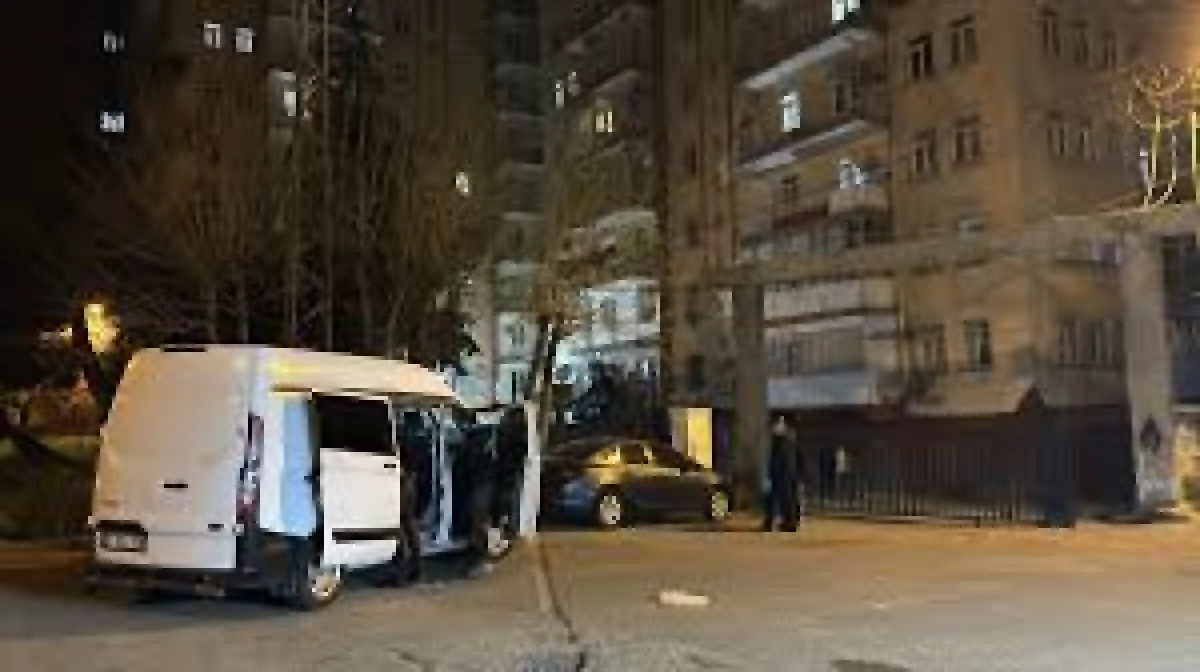 Yine Eş Vahşeti Anne &Ouml;ld&uuml; Kızı Yaralı