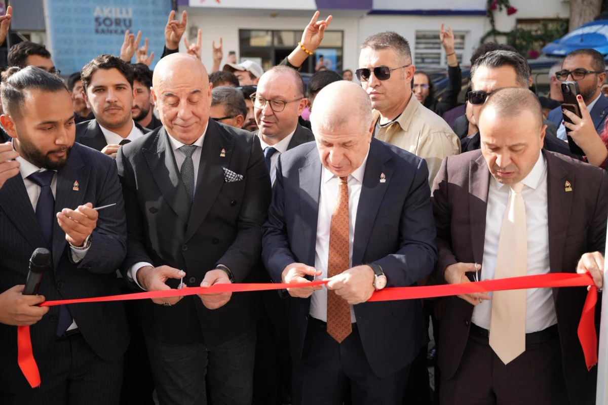 Zafer Partisi lideri Ümit Özdağ Mersin’de yoğun bir programda buluştu