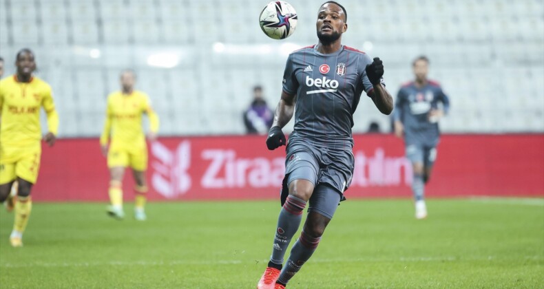 PFDK, Beşiktaşlı futbolcu Larin’e 1 maç men cezası verdi