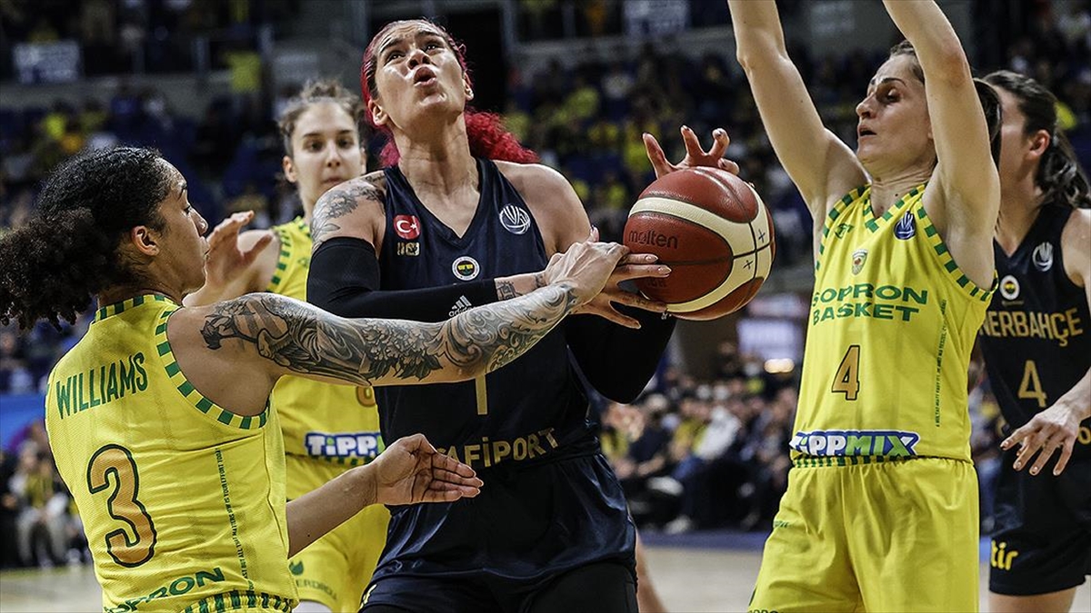 FIBA Kadınlar Avrupa Ligi Dörtlü Finali’nde Fenerbahçe Safiport, ikinci oldu