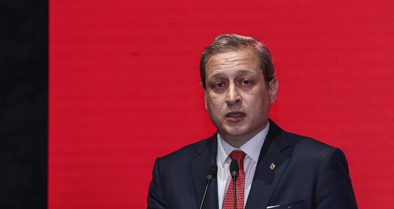 Galatasaray Kulübü Başkanı Burak Elmas: Galatasaray’ın geleceğini kurtarma mücadelesi vermemiz lazım