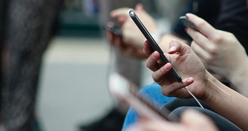 Bazı cep telefonlarının ÖTV’leri yeniden düzenlendi