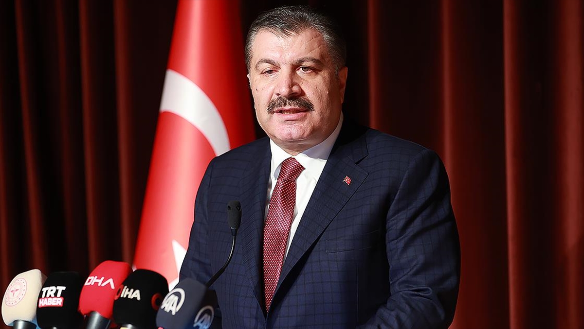 Sağlık Bakanı Koca’dan memuriyetten istifa eden hekimlere ilişkin açıklama