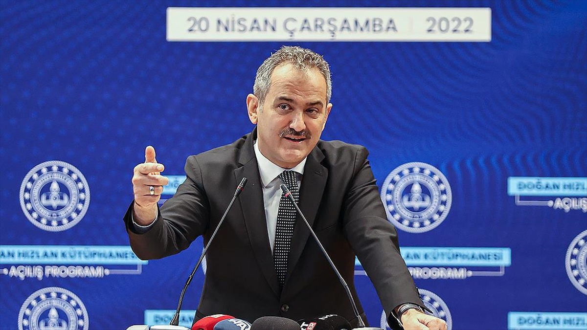 Milli Eğitim Bakanı Özer: Öğretmenlik Meslek Kanunu yönetmeliği son aşamaya geldi